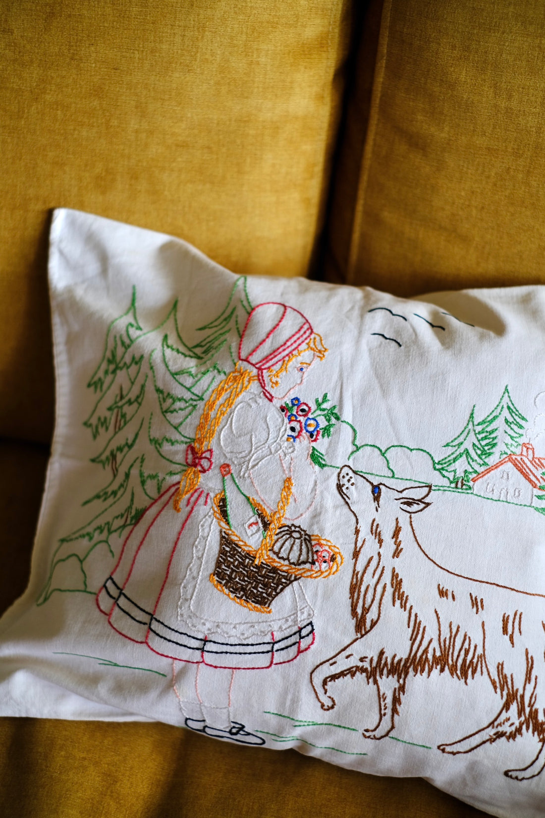 Copricuscino Ricamato