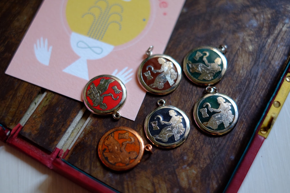 Medaglietta vintage segno zodiacale