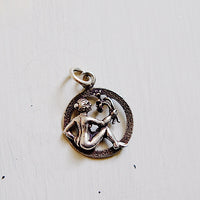 Collana con medaglietta vintage segno zodiacale
