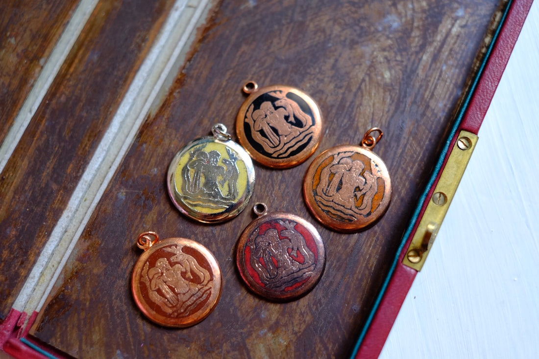 Medaglietta vintage segno zodiacale