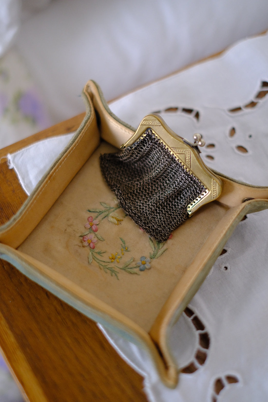 Svuota tasche ricamato